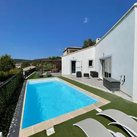 Avec Piscine וילה קוארס